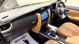 
										2020 TOYOTA FORTUNER V 2.7 PETROL full									