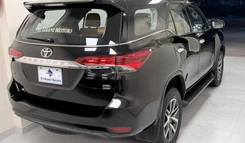 
								2020 TOYOTA FORTUNER V 2.7 PETROL full									