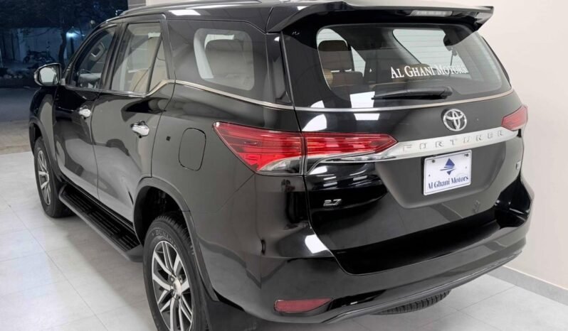 
								2020 TOYOTA FORTUNER V 2.7 PETROL full									