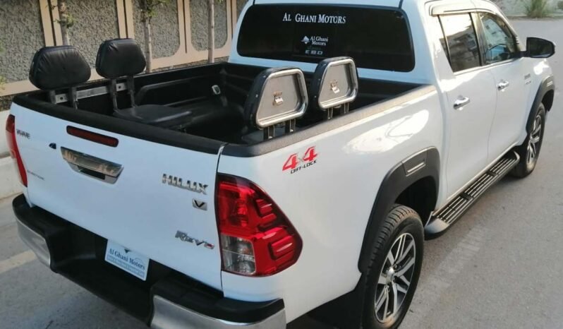 
2018 TOYOTA REVO (V) 2.8 CRUISETRONIC full									