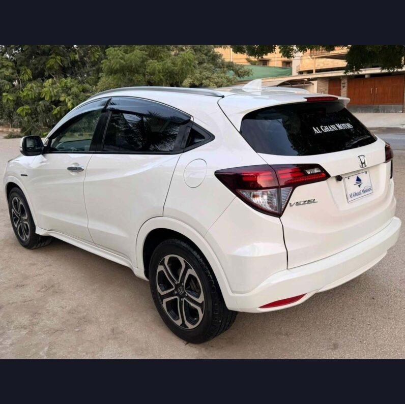 
2015 HONDA VEZEL Z PACKAGE HYBRID full									