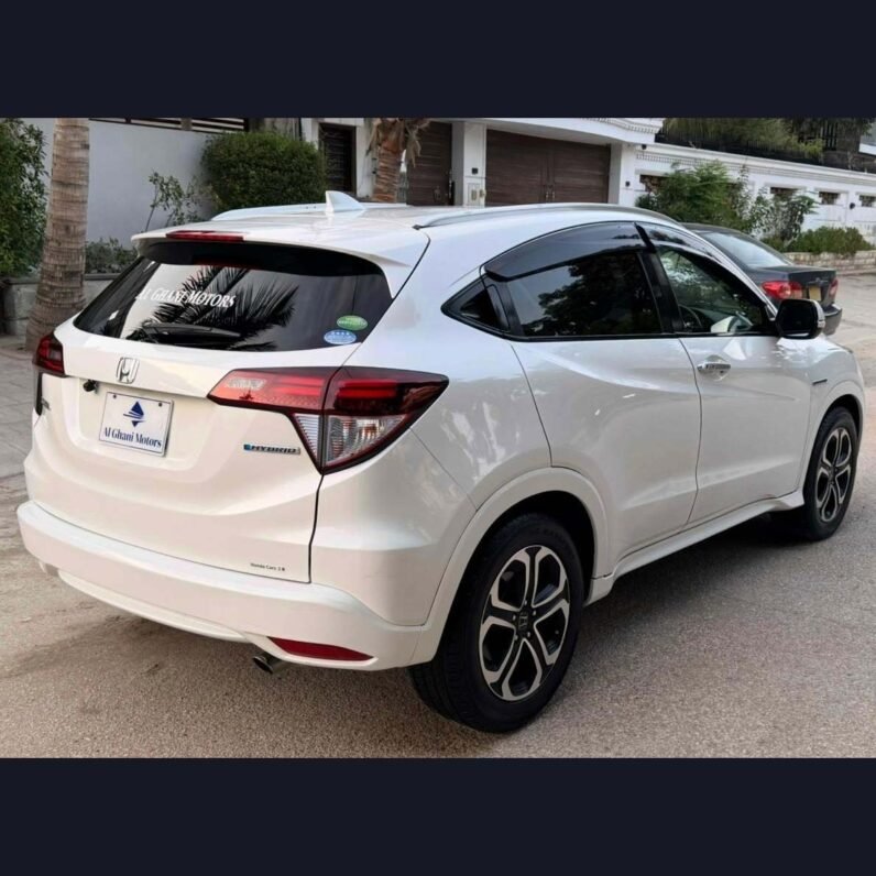 
2015 HONDA VEZEL Z PACKAGE HYBRID full									