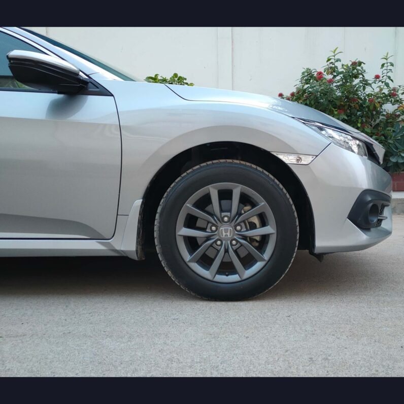 
2021 HONDA CIVIC ORIEL 1.8 UG full									