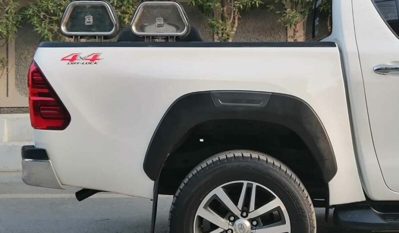 
2018 TOYOTA REVO (V) 2.8 CRUISETRONIC full									