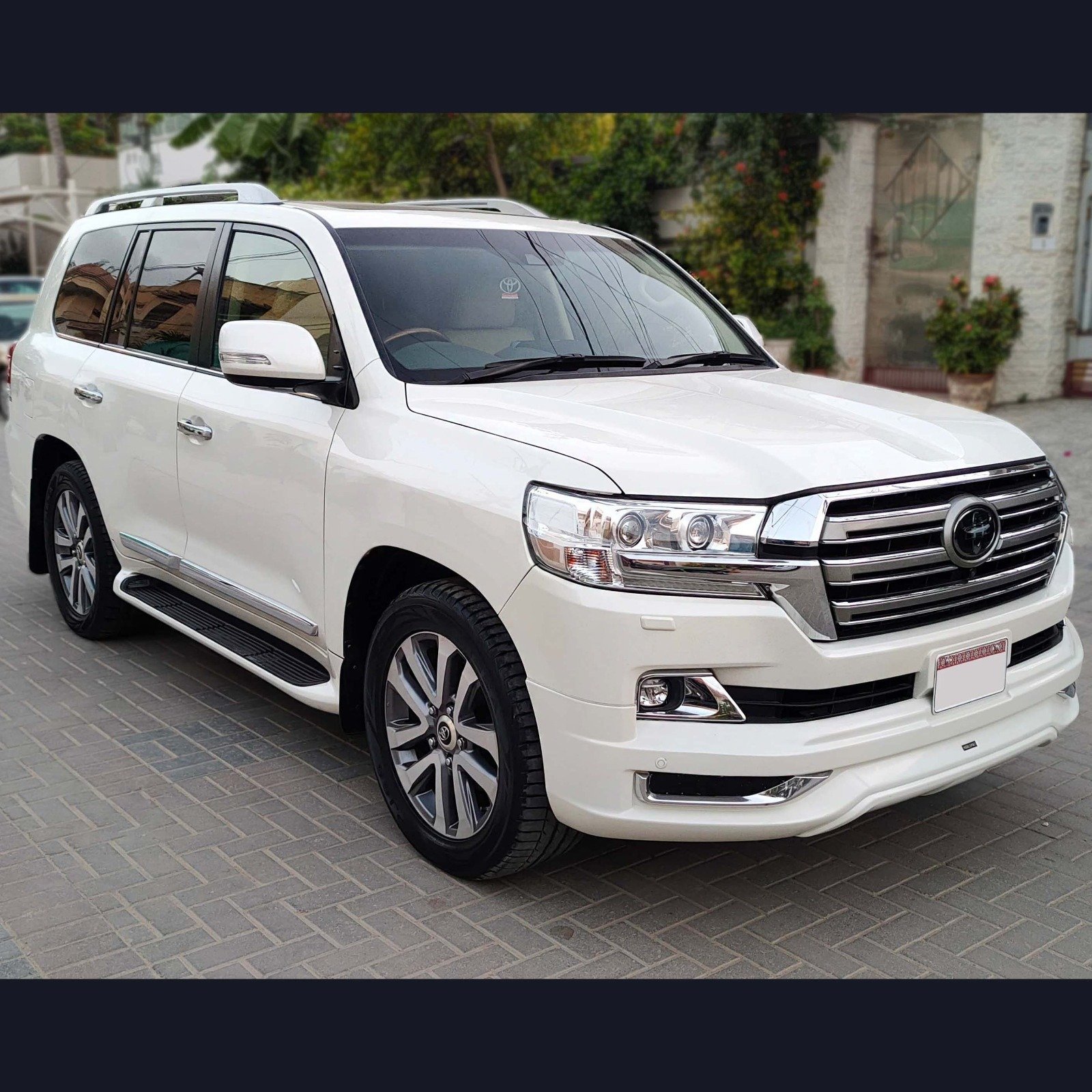2018 TOYOTA LAND CRUISER ZX V8
