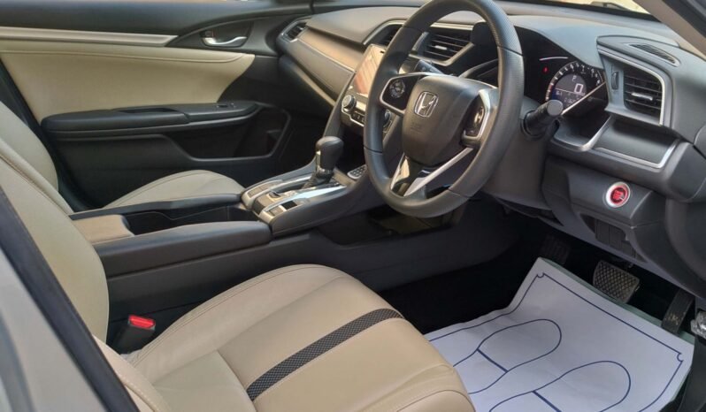 
2021 HONDA CIVIC ORIEL 1.8 UG full									