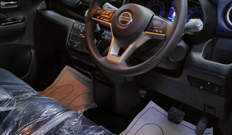 
								2021 NISSAN DAYZ HIGHWAY STAR S-HYBRID full									