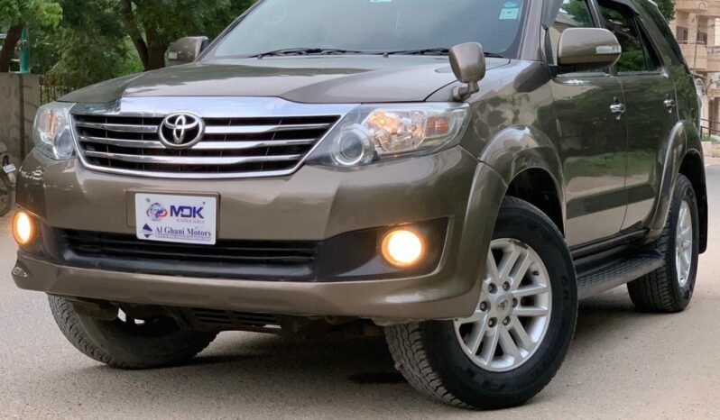 
								2014 TOYOTA FORTUNER V 2.7 PETROL – 4X4 full									