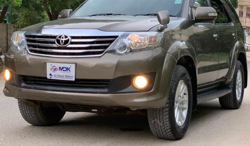 
								2014 TOYOTA FORTUNER V 2.7 PETROL – 4X4 full									