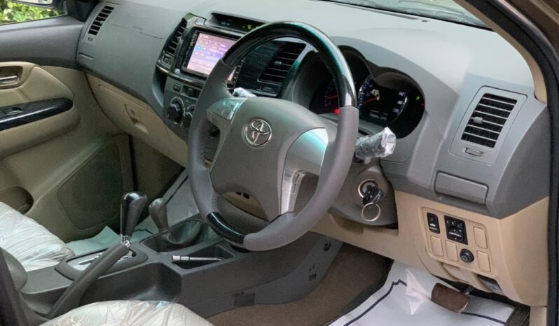 
								2014 TOYOTA FORTUNER V 2.7 PETROL – 4X4 full									