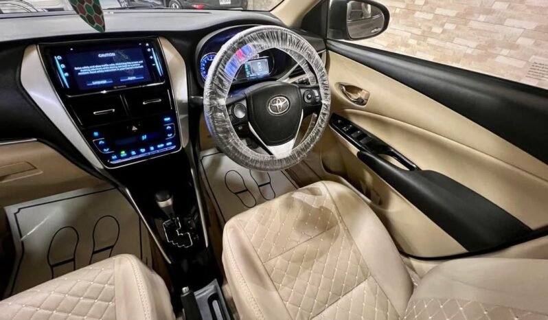 
								TOYOTA YARIS 1.5 ATIV CVT-I full									