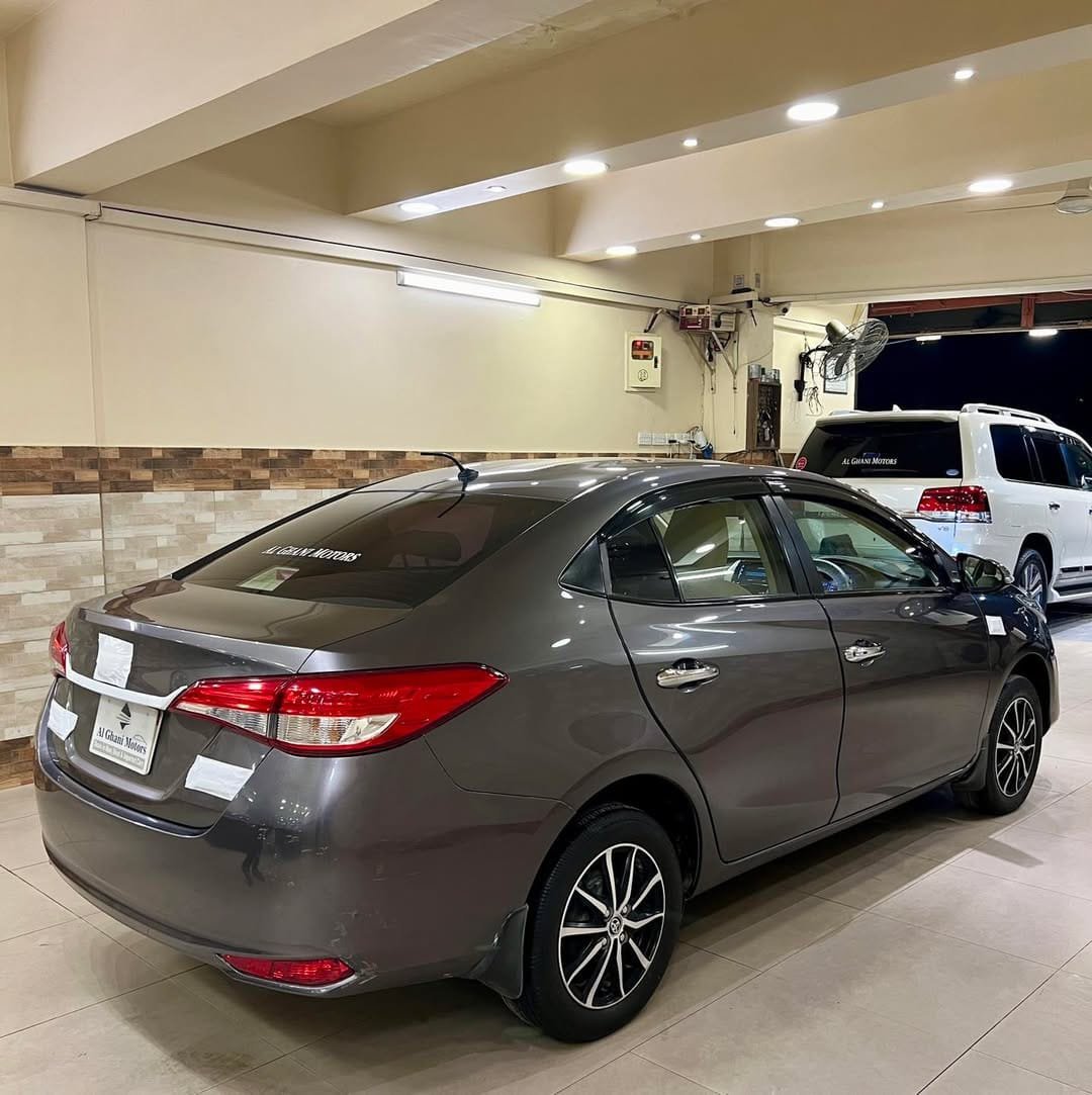 TOYOTA YARIS 1.5 ATIV CVT-I