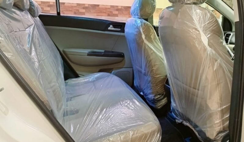 
								2023 KIA SPORTAGE FWD full									