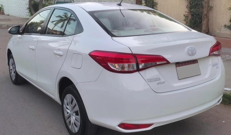 
								2022 TOYOTA YARIS GLI 1.3 CVT-i full									