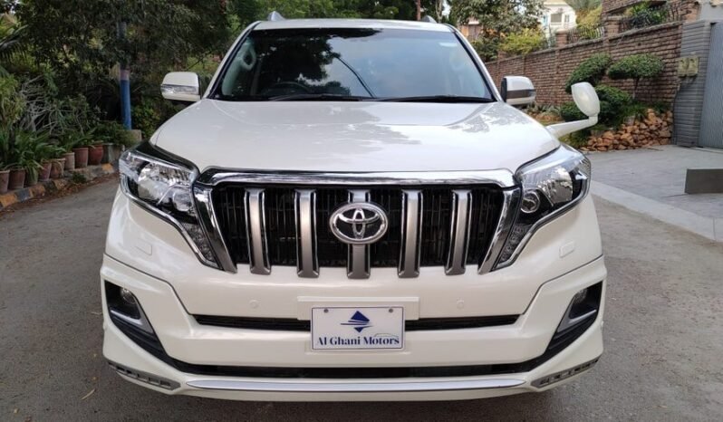 
								2014 TOYOTA PRADO TZ 4.0 PETROL full									