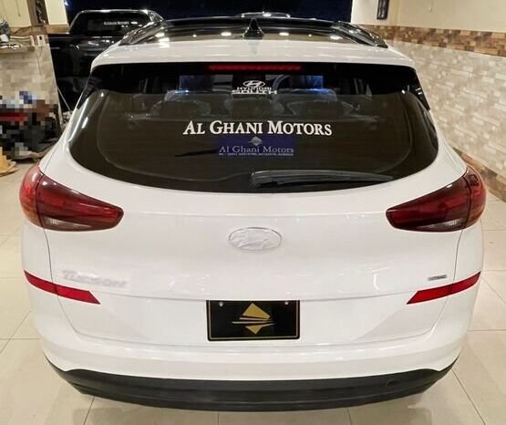 
								2021 HYUNDAI TUCSON 2.0 AWD full									