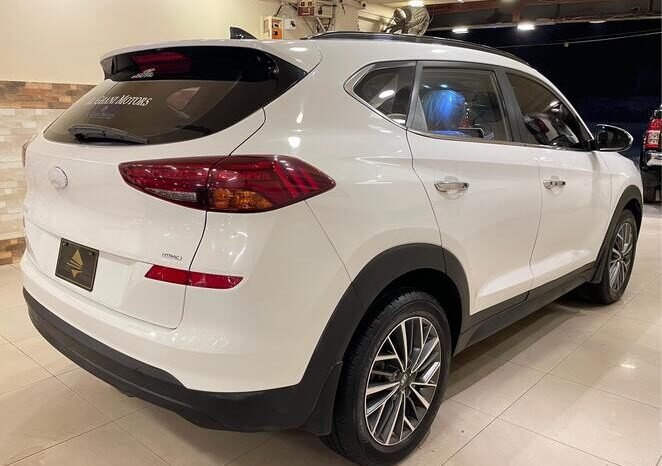 
2021 HYUNDAI TUCSON 2.0 AWD full									