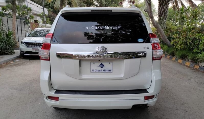 
								2014 TOYOTA PRADO TZ 4.0 PETROL full									