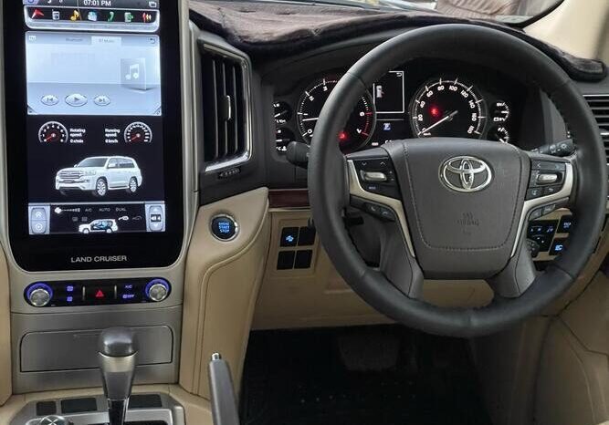 
								2016 TOYOTA LAND CRUISER AX full									