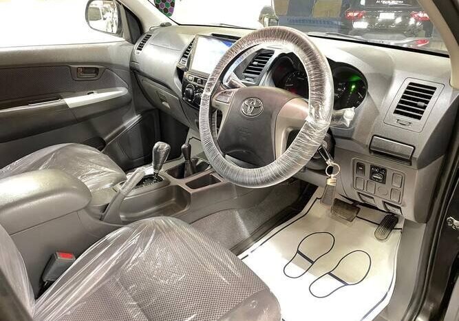 
								2012 TOYOTA HILUX VIGO (V) CHAMP D-4D full									