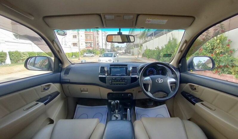 
								2016 TOYOTA FORTUNER V 2.7 PETROL full									