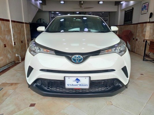 2017 TOYOTA C-HR (S LED) 1.8 HYBRID