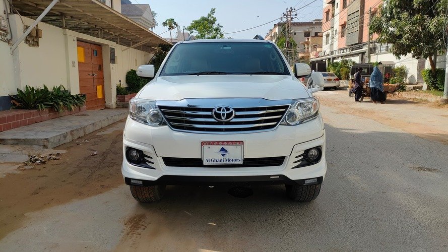 2016 TOYOTA FORTUNER V 2.7 PETROL