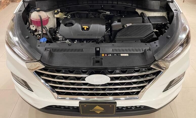 
2021 HYUNDAI TUCSON 2.0 AWD full									