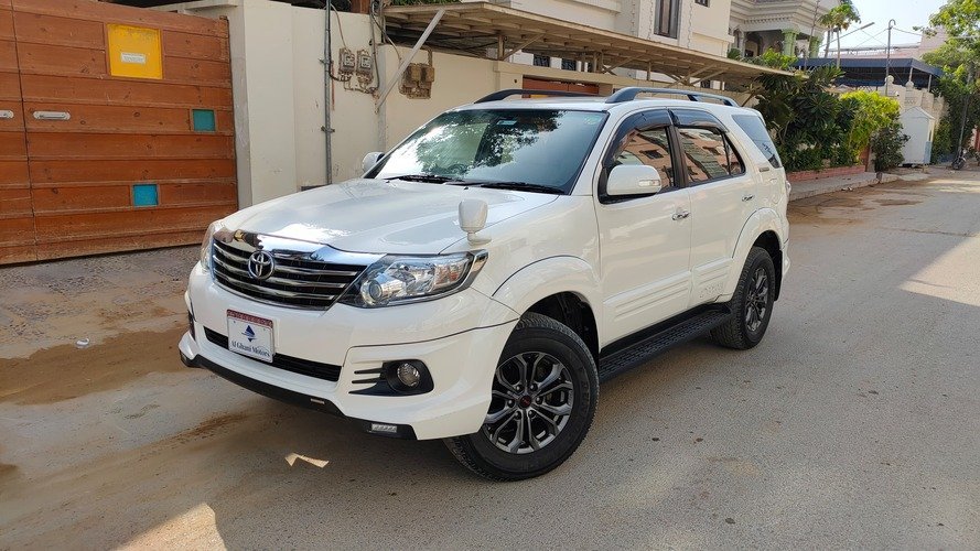2016 TOYOTA FORTUNER V 2.7 PETROL