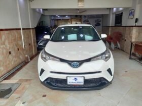 2017 TOYOTA C-HR (S LED) 1.8 HYBRID