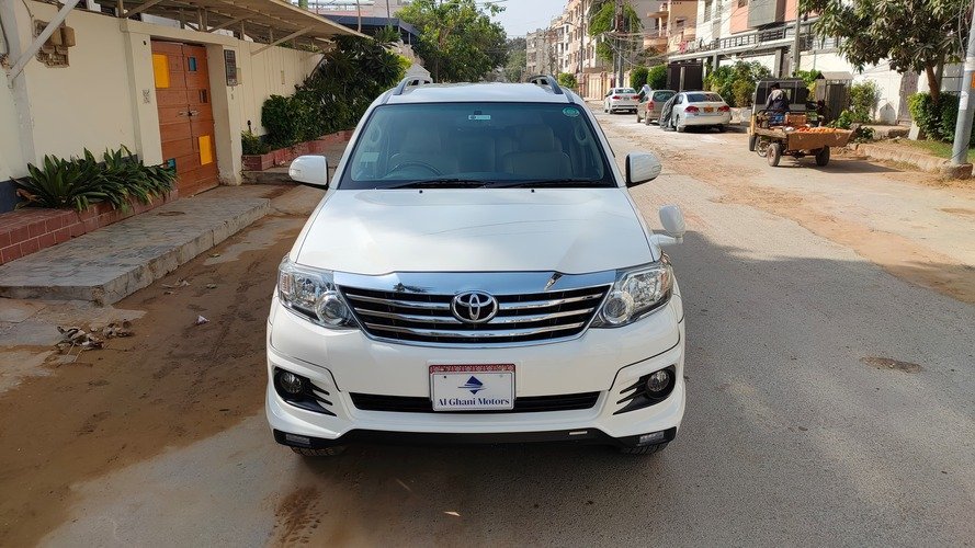 2016 TOYOTA FORTUNER V 2.7 PETROL