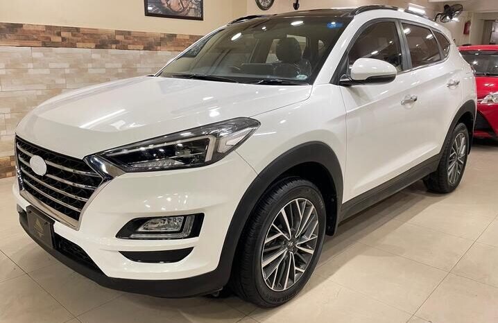 
2021 HYUNDAI TUCSON 2.0 AWD full									