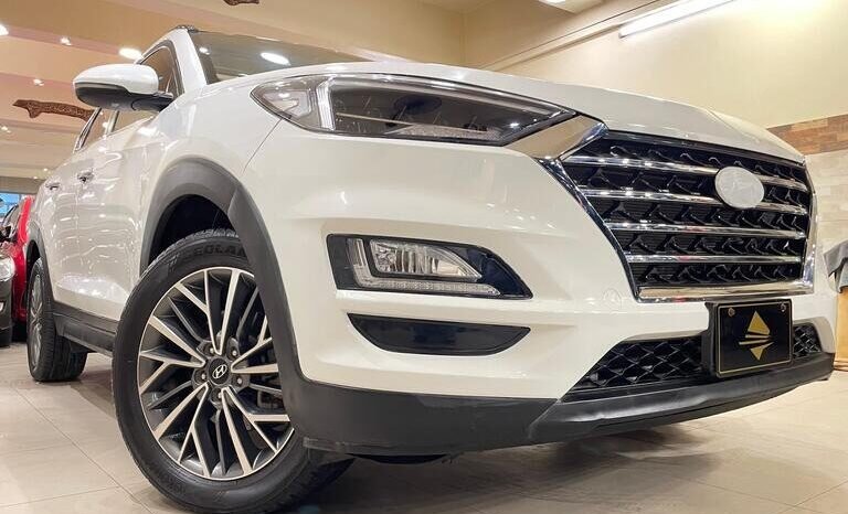 
								2021 HYUNDAI TUCSON 2.0 AWD full									