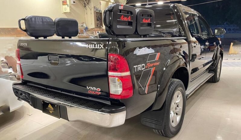 
								2012 TOYOTA HILUX VIGO (V) CHAMP D-4D full									