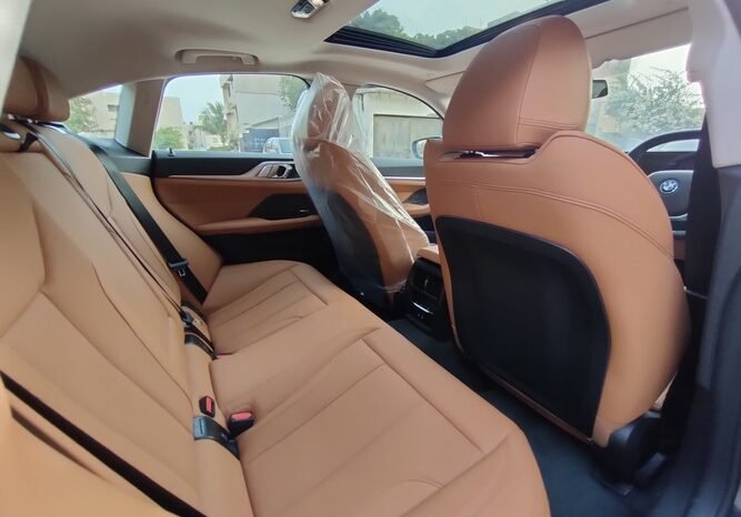 
2025 BMW i4 eDrive35 full									