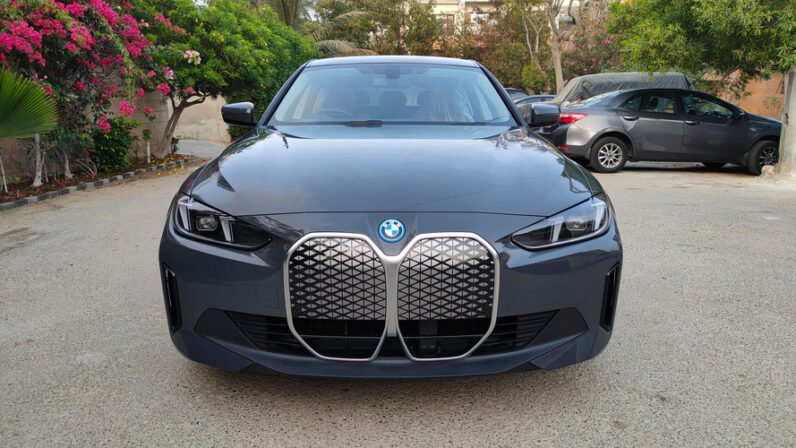 
2025 BMW i4 eDrive35 full									