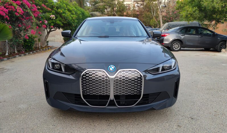 
2025 BMW i4 eDrive35 full									