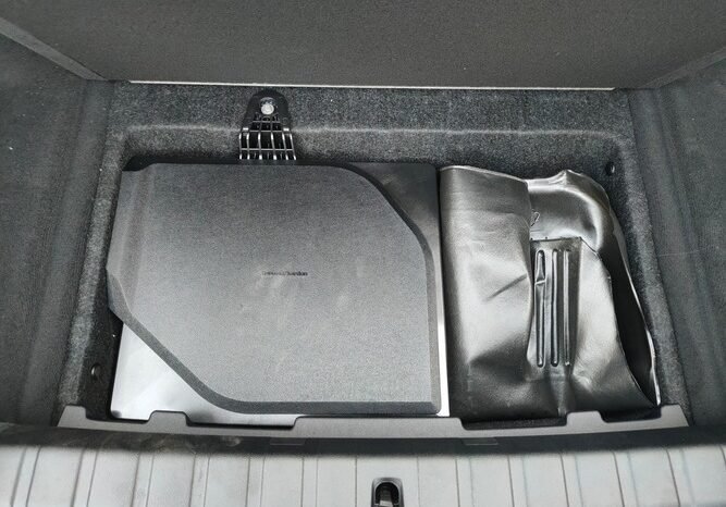 
2025 BMW i4 eDrive35 full									