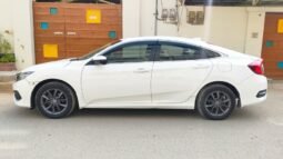 
										2020 HONDA CIVIC ORIEL 1.8 UG full									