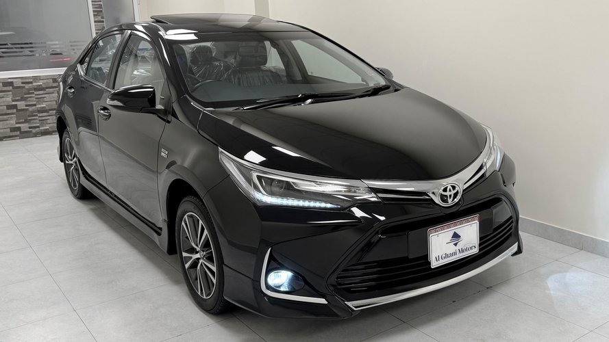 2022 TOYOTA COROLLA ALTIS GRANDE 1.8 (X)