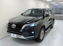 
										2022 TOYOTA FORTUNER SIGMA 2.8 full									