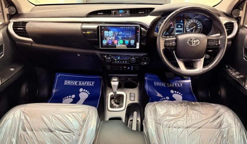 
2023 TOYOTA REVO ROCCO  2.8 CRUISETRONIC full									