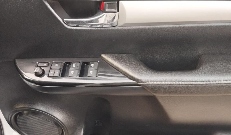 
								2022 TOYOTA REVO ROCCO  2.8 CRUISETRONIC full									