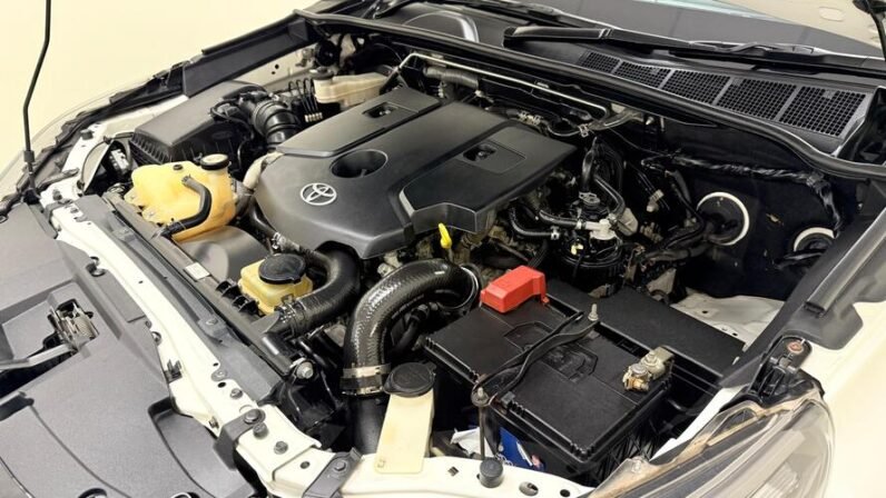 
2022 TOYOTA REVO ROCCO  2.8 CRUISETRONIC full									