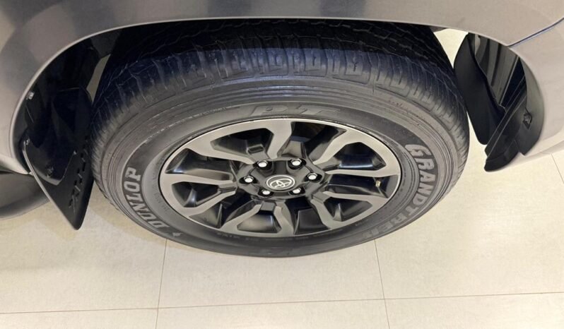 
2023 TOYOTA REVO ROCCO  2.8 CRUISETRONIC full									