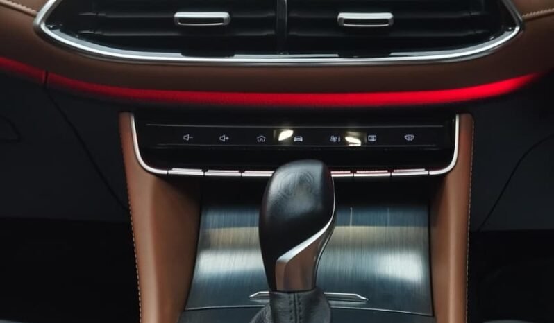 
2023 MG HS 1.5 TURBO TROPHY EDITION full									