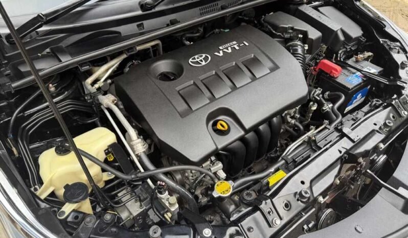 
2015 TOYOTA COROLLA ALTIS 1.6 full									