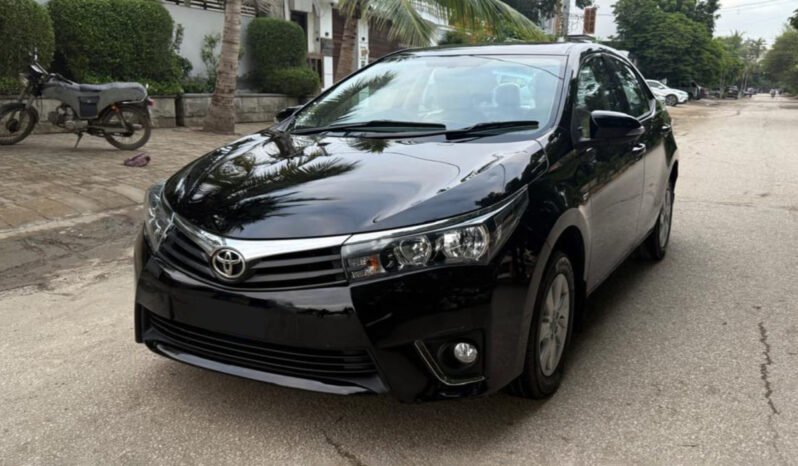 
2015 TOYOTA COROLLA ALTIS 1.6 full									