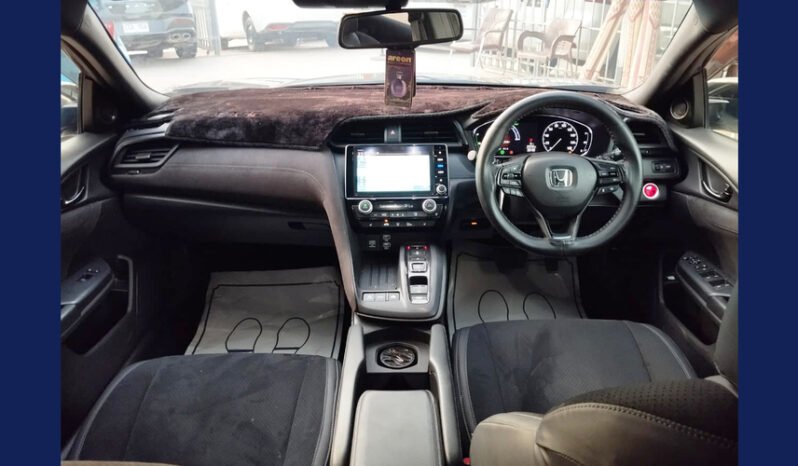 
2018 Honda Insight Hybrid EX full									