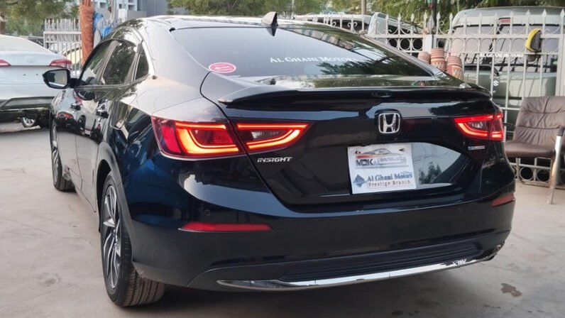 
2018 Honda Insight Hybrid EX full									